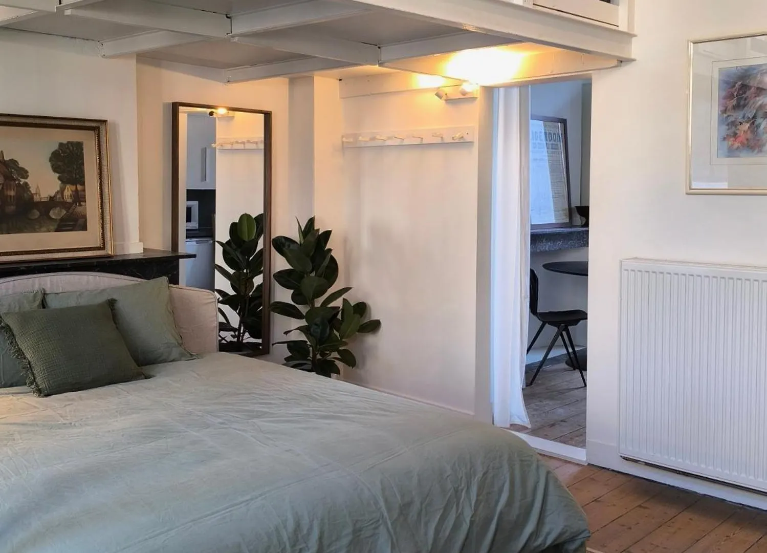 Lovely City Centre Duplex Антверпен Апартаменты
