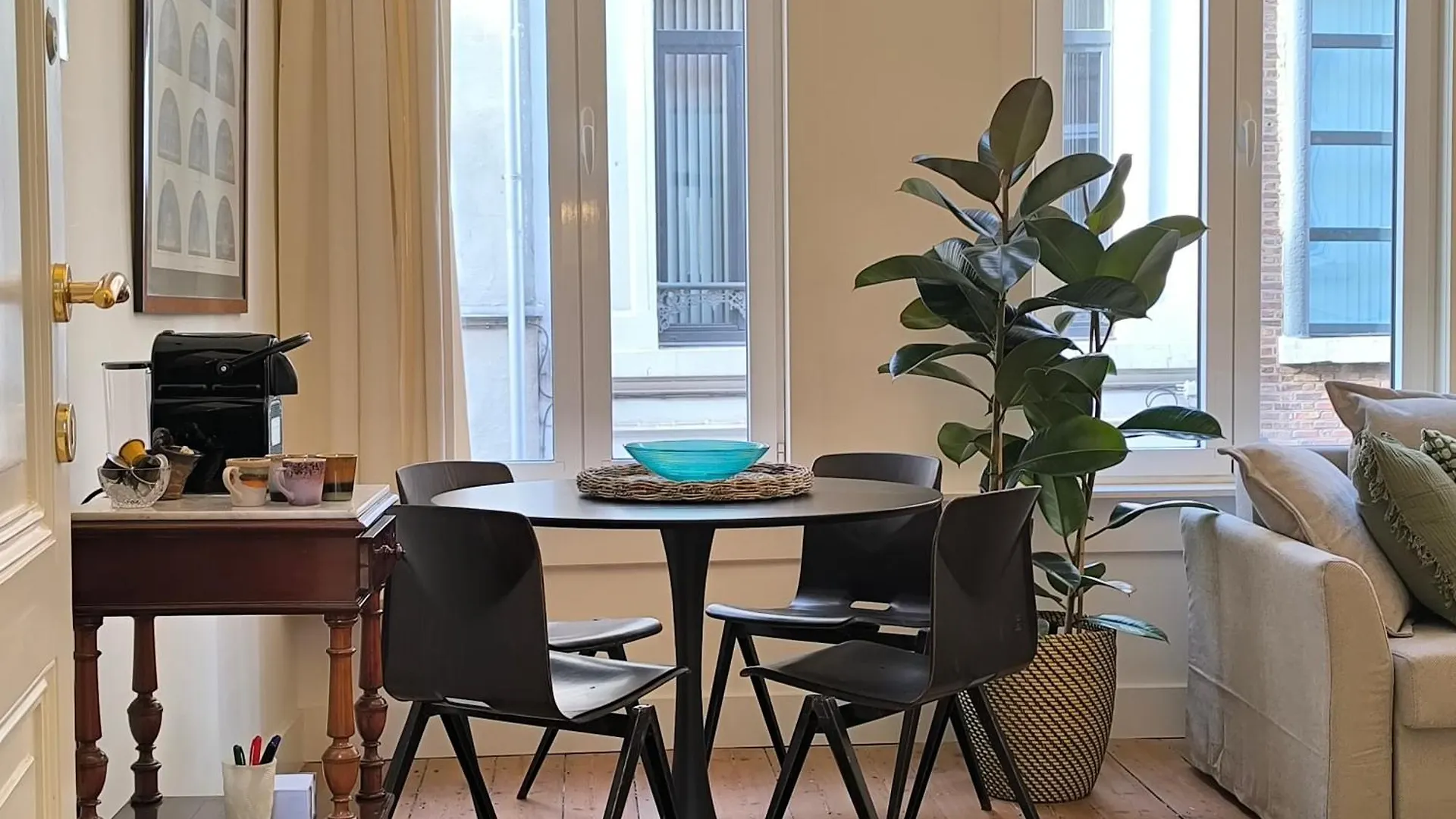 Lovely City Centre Duplex location